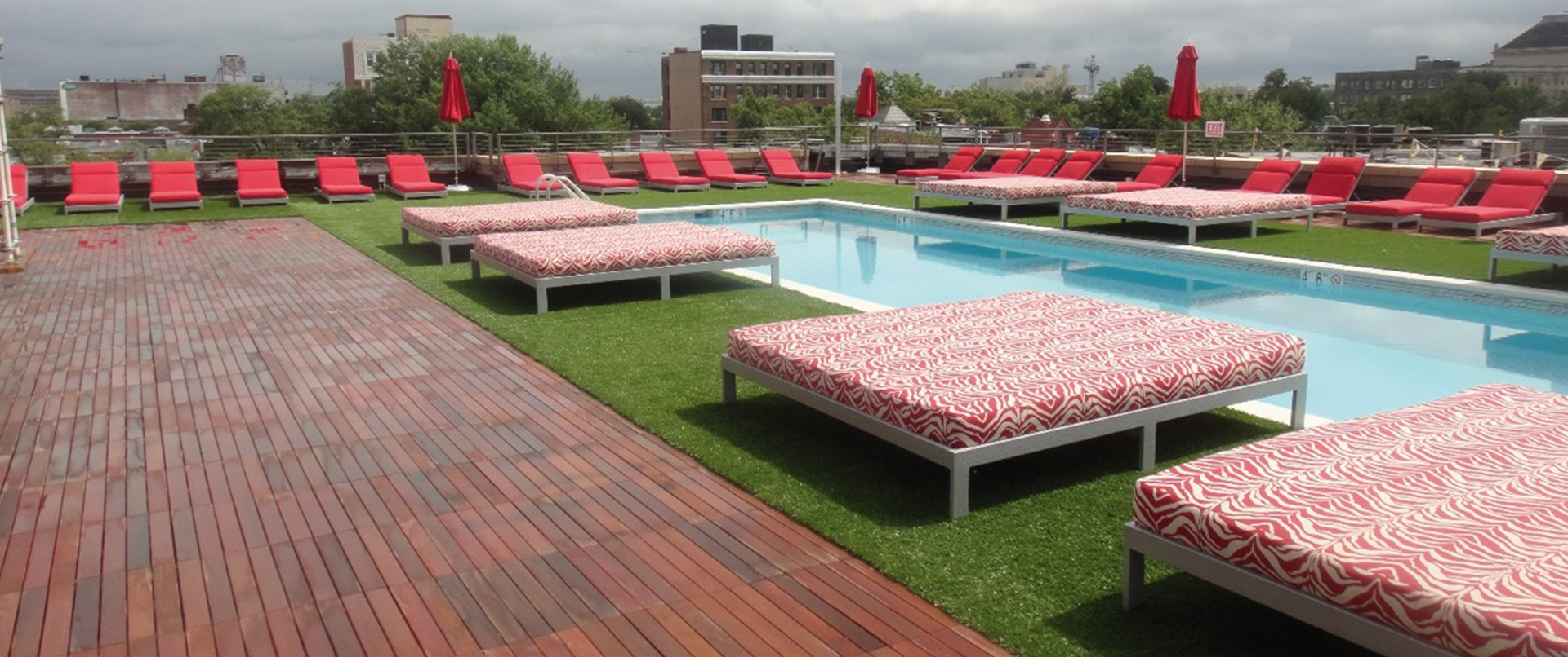 Bright Private Rooftop Oasis with Pool Bright Private Rooftop Oasis with Pool