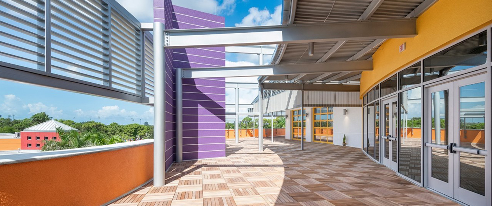 Vibrant and Open Outdoor Terrace Vibrant and Open Outdoor Terrace