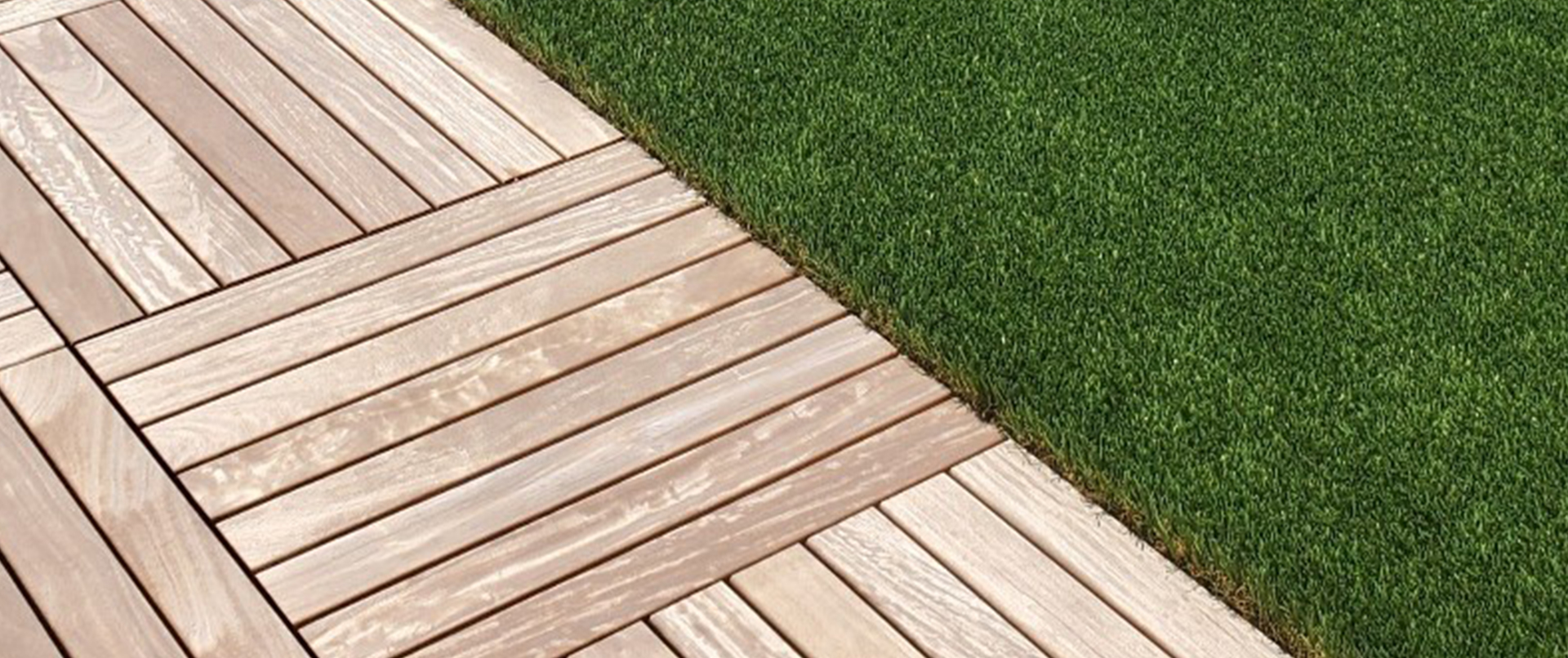 Wood Tile Rooftop with Greenspace Wood Tile Rooftop with Greenspace