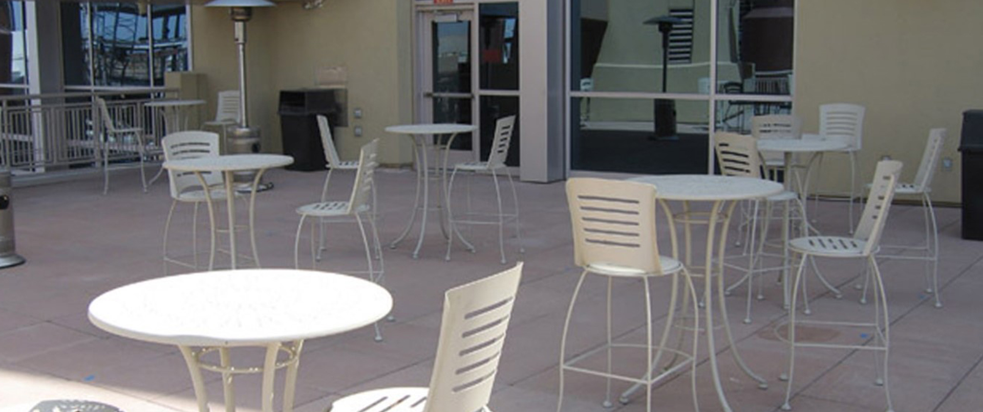 Rooftop Plaza with Concrete Pavers Rooftop Plaza with Concrete Pavers